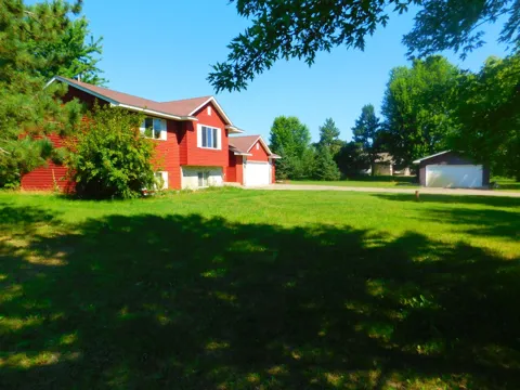 20042 Wild Rice Drive NE