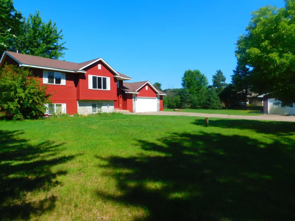 20042 Wild Rice Drive NE Wyoming, MN 55092