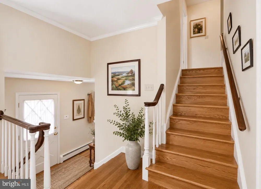 12012 CANTER LANE Reston, VA 20191