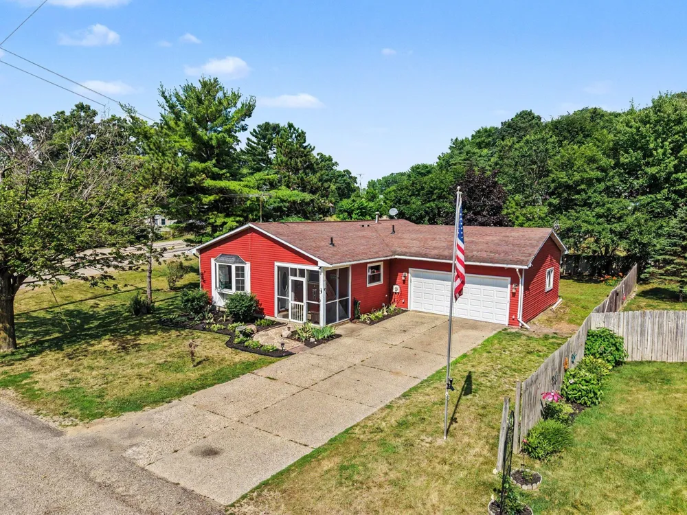 6676 Naontah Trail NE Rockford, MI 49341