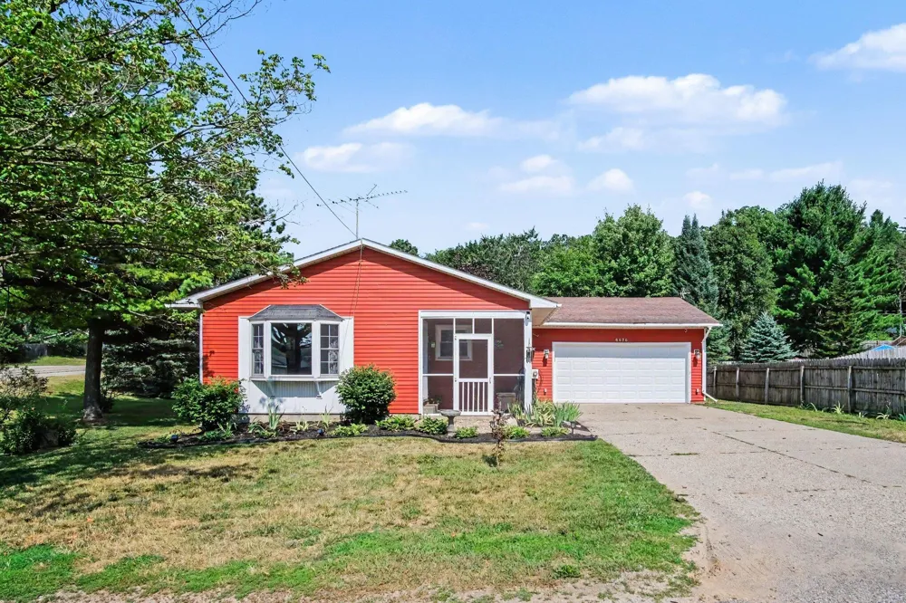 6676 Naontah Trail NE Rockford, MI 49341
