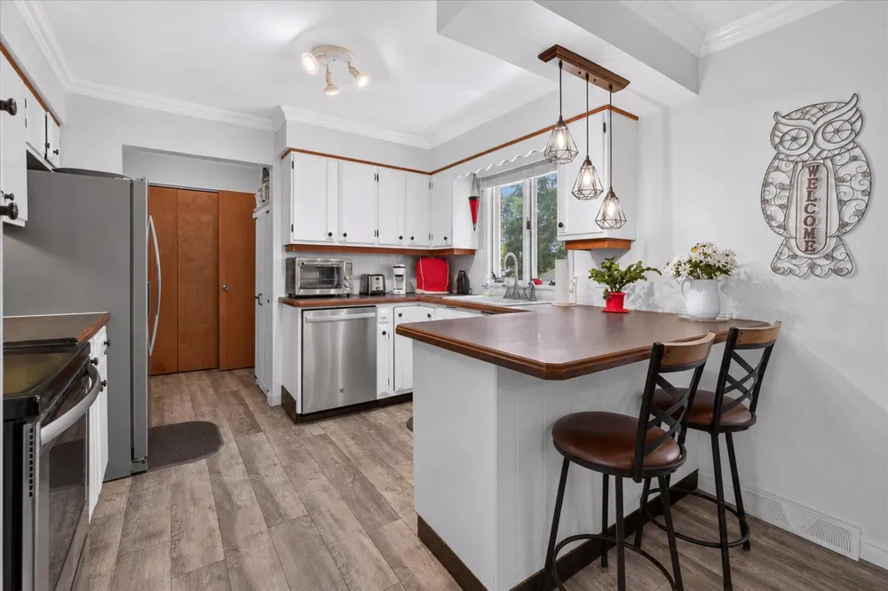 3036 W Bluffwood Terrace St. Joseph, MI 49085