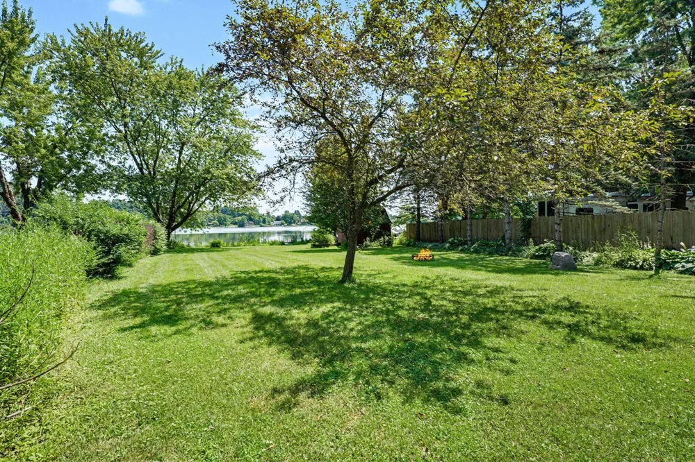 3124 Weicks Drive Hopkins, MI 49328