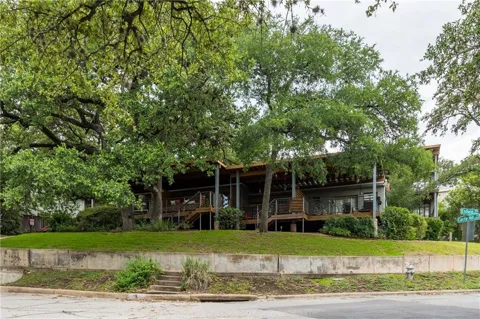 1212 Castle Hill Street #7