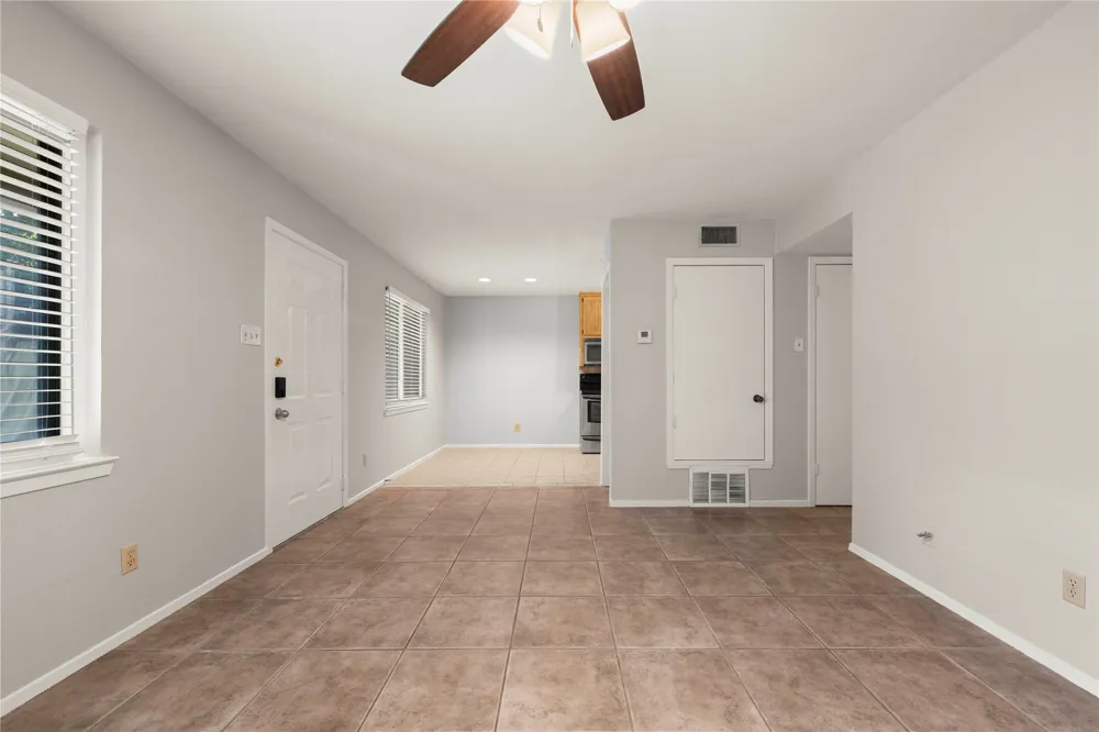 1214 Baylor Avenue #111 Waco, TX 76706