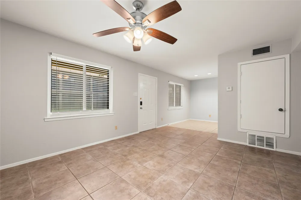 1214 Baylor Avenue #111 Waco, TX 76706