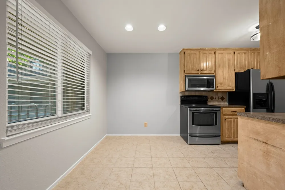 1214 Baylor Avenue #111 Waco, TX 76706