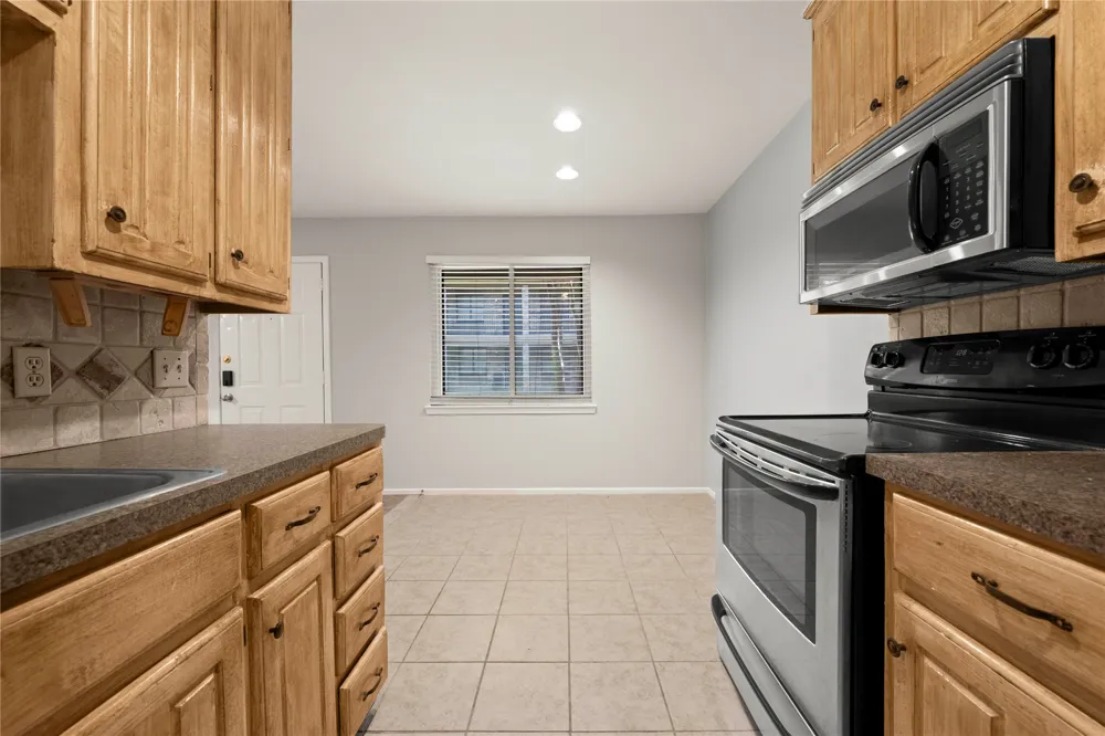 1214 Baylor Avenue #111 Waco, TX 76706