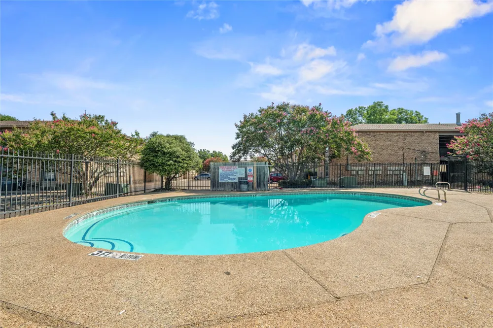 1214 Baylor Avenue #111 Waco, TX 76706