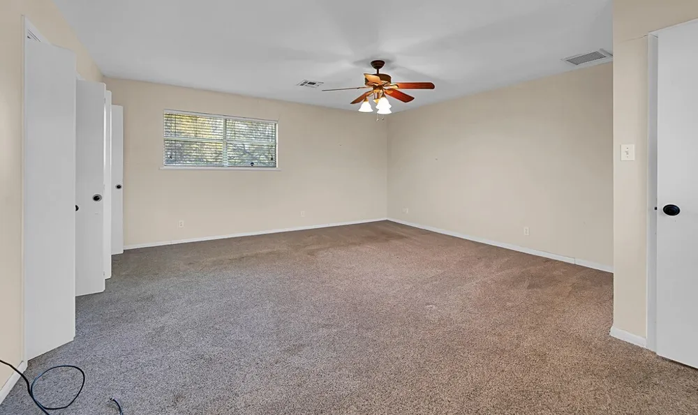 596 Saffle Road Robinson, TX 76706