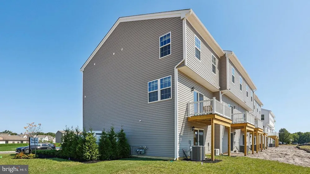 178 SANDY RIDGE ROAD Sicklerville, NJ 08081