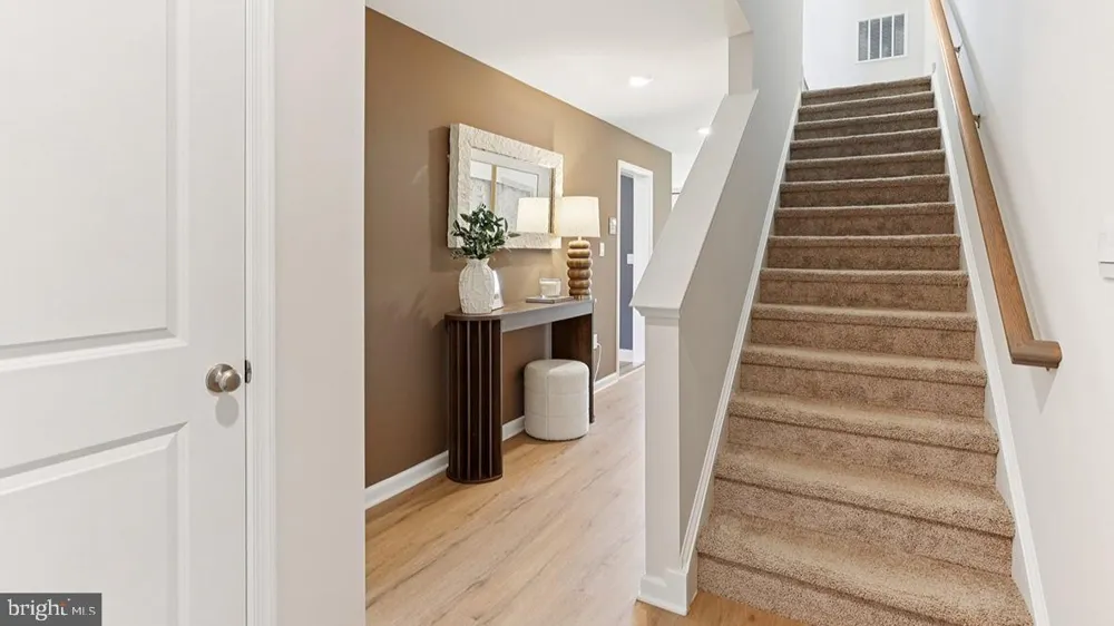 178 SANDY RIDGE ROAD Sicklerville, NJ 08081