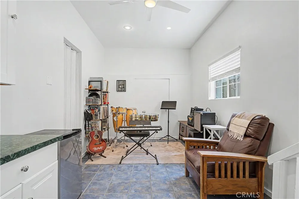 1725 Axenty Redondo Beach, CA 90278