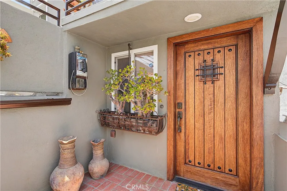 1725 Axenty Redondo Beach, CA 90278