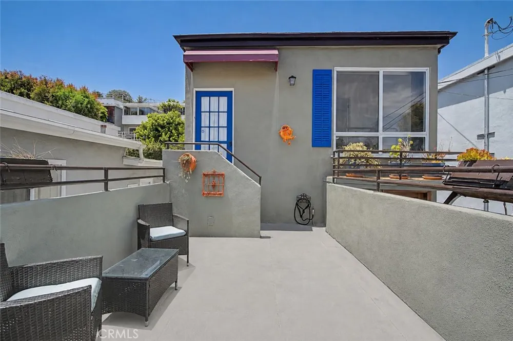 1725 Axenty Redondo Beach, CA 90278