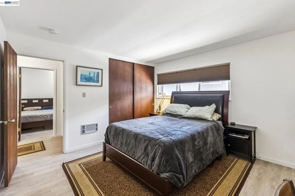 1401 Cottage St #D Alameda, CA 94501