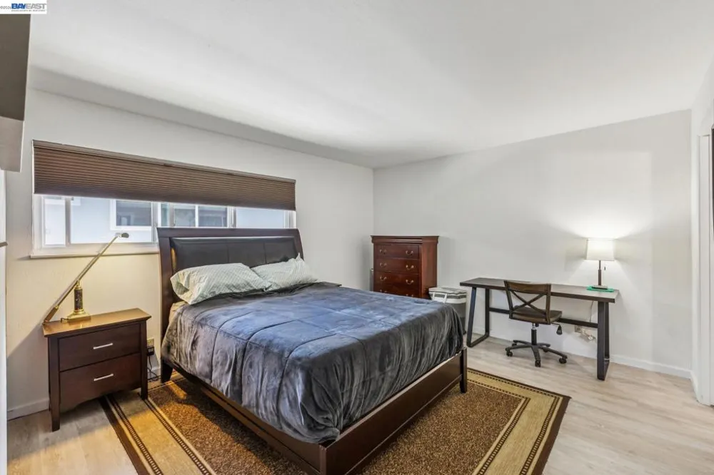 1401 Cottage St #D Alameda, CA 94501