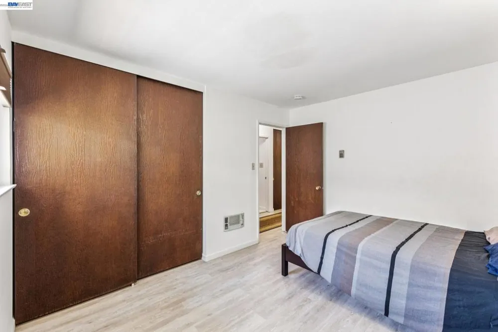 1401 Cottage St #D Alameda, CA 94501