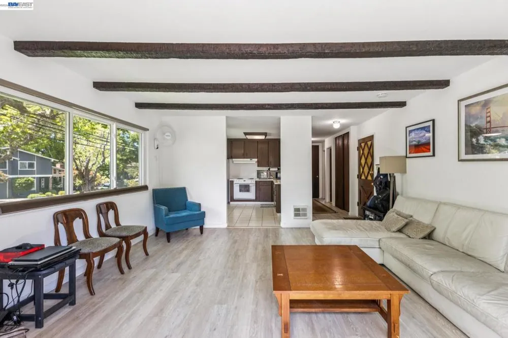 1401 Cottage St #D Alameda, CA 94501