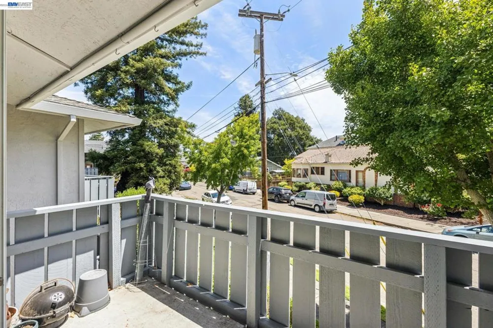 1401 Cottage St #D Alameda, CA 94501