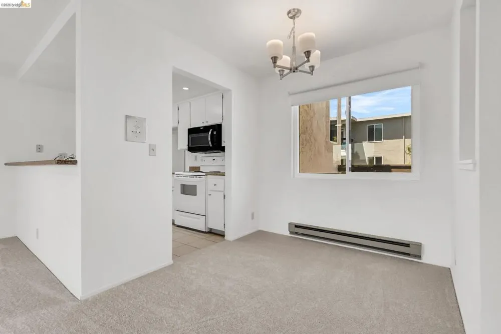 417 Evelyn Ave #205 Albany, CA 94706