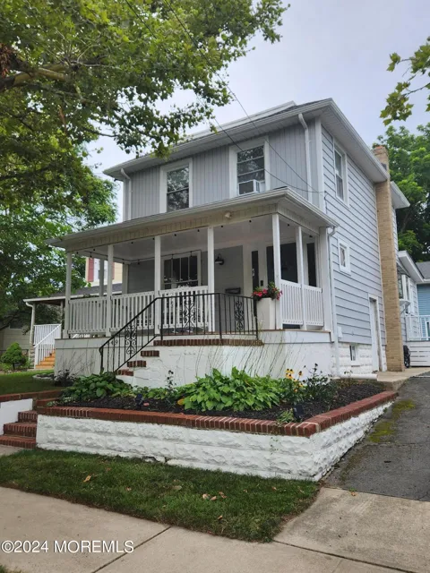 849 Central Avenue