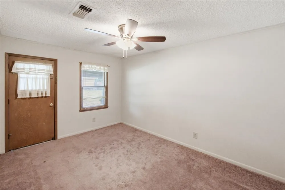 156 Bowie McGregor, TX 76657