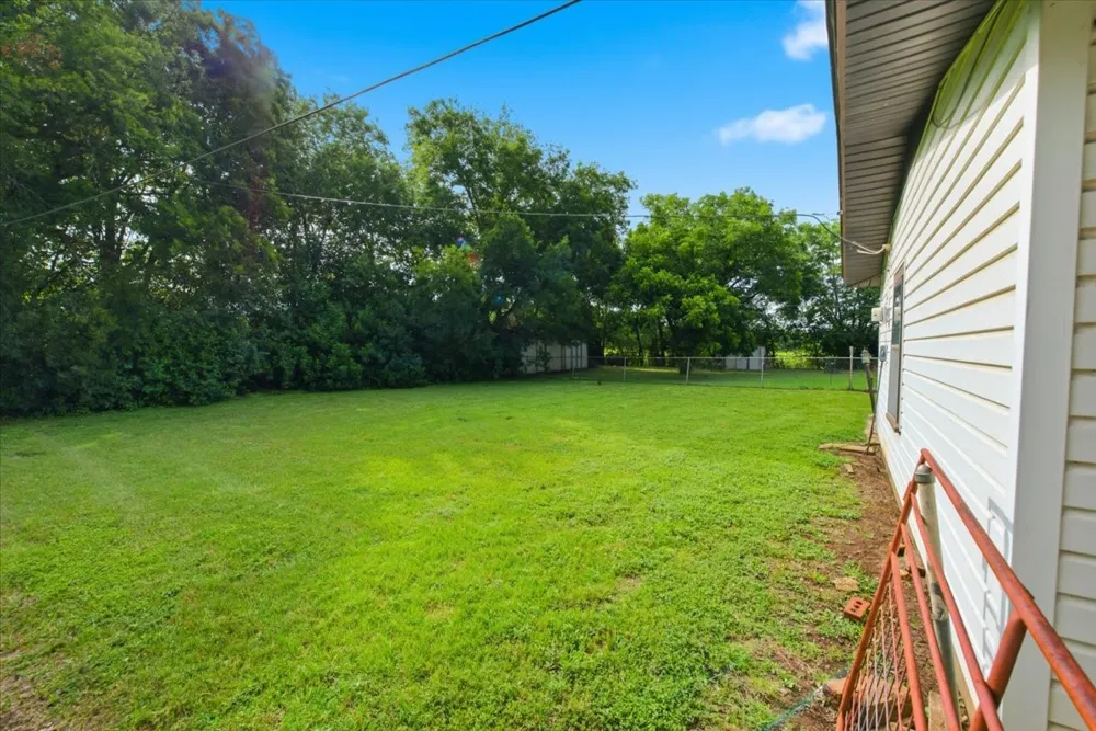 156 Bowie McGregor, TX 76657