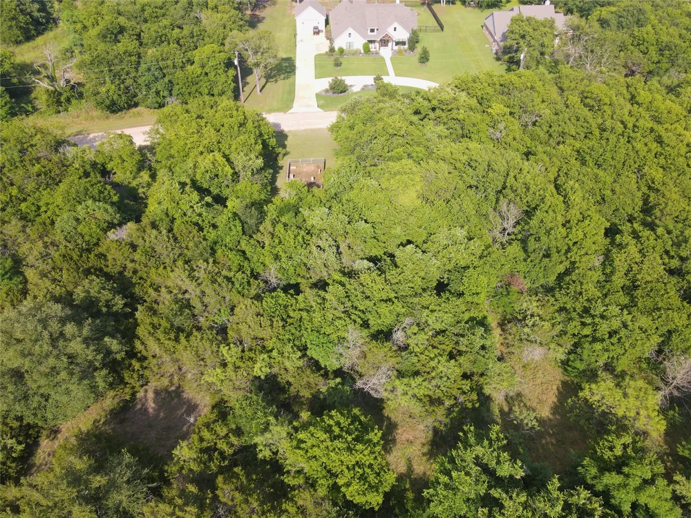 12150 Trailwood Drive Whitney, TX 76692