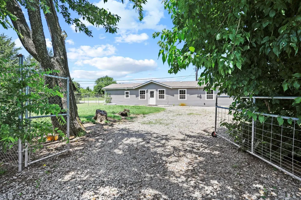 231 Juniper Drive Pottsboro, TX 75076