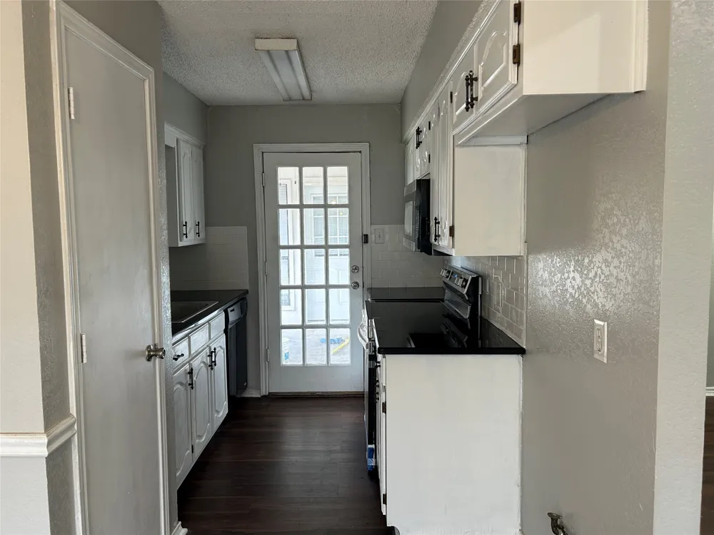 3125 Tina Street Sachse, TX 75048