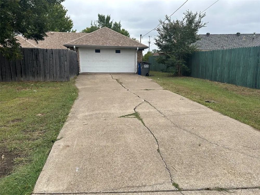 3125 Tina Street Sachse, TX 75048
