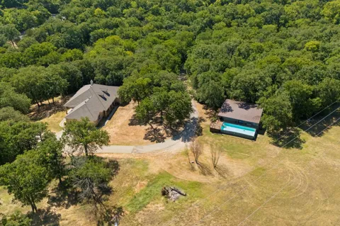 3884 County Road 401