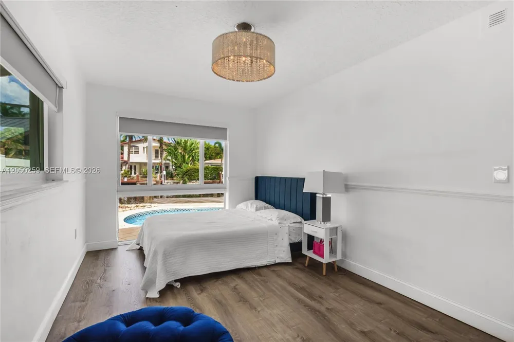 2424 NE 18th Ave Wilton Manors, FL 33305