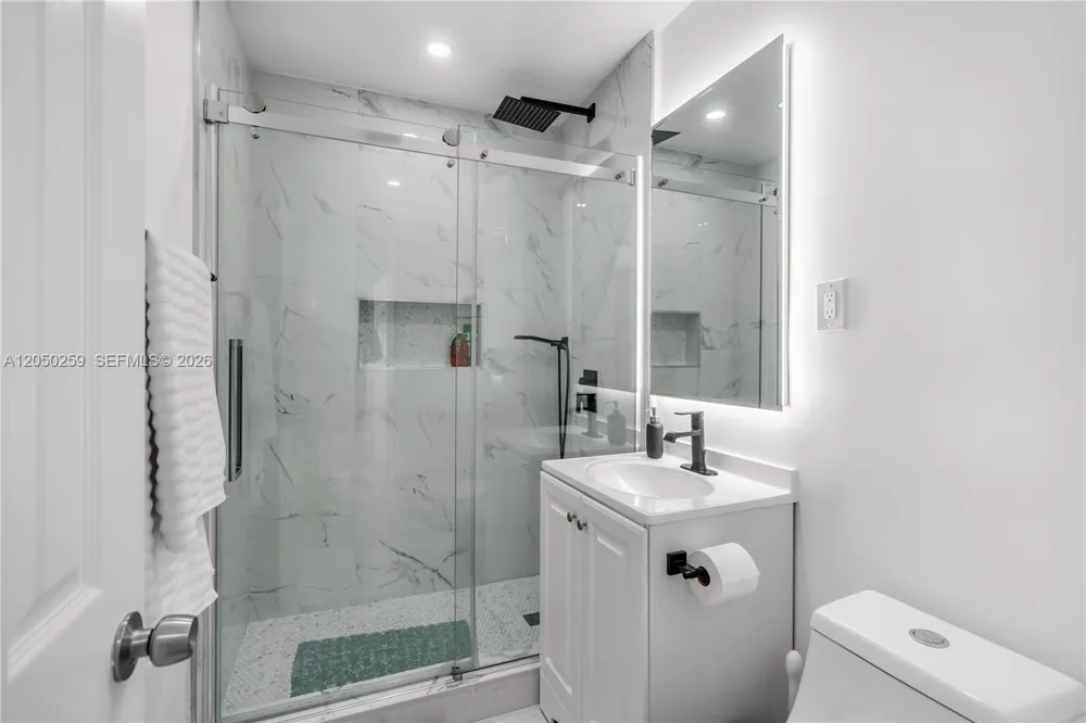 2424 NE 18th Ave Wilton Manors, FL 33305