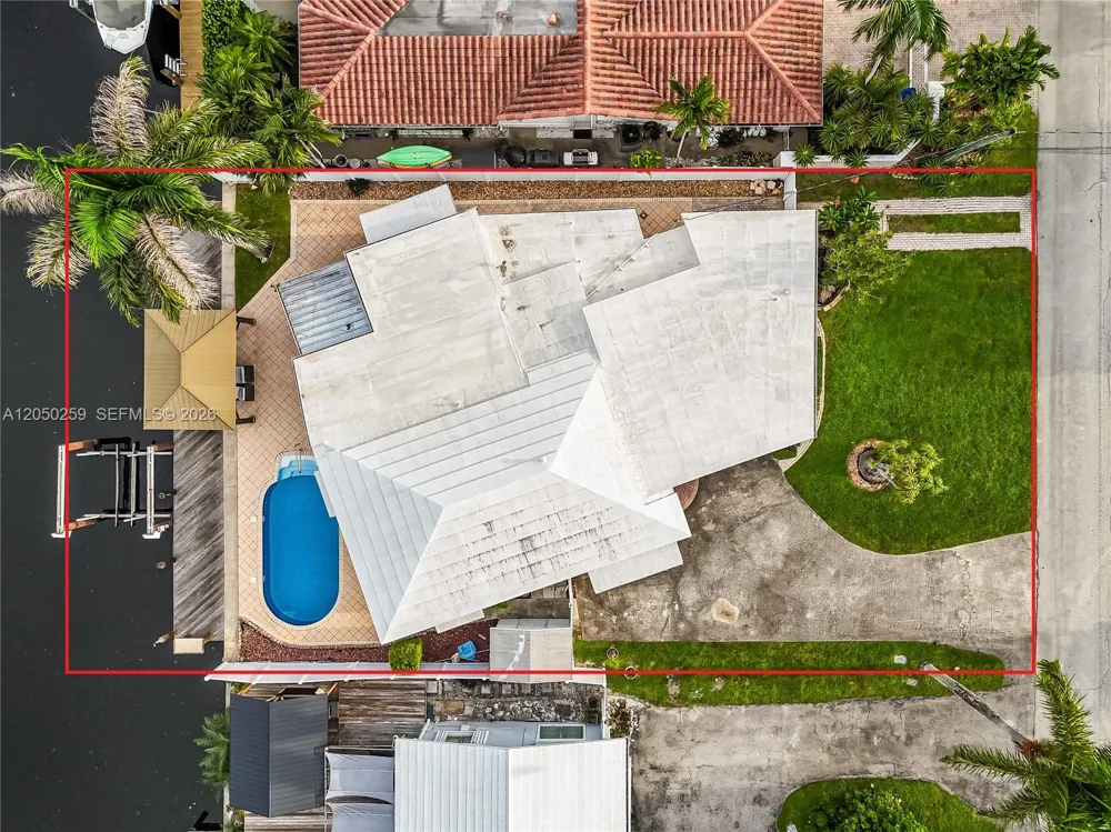 2424 NE 18th Ave Wilton Manors, FL 33305