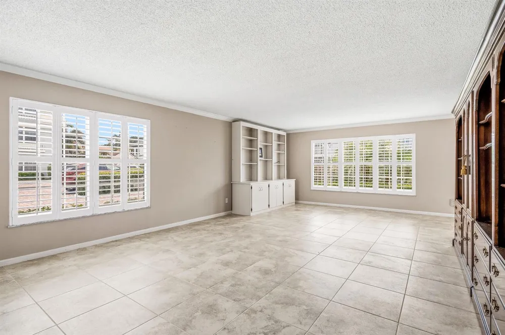2741 Ocean Drive #31d Vero Beach, FL 32963