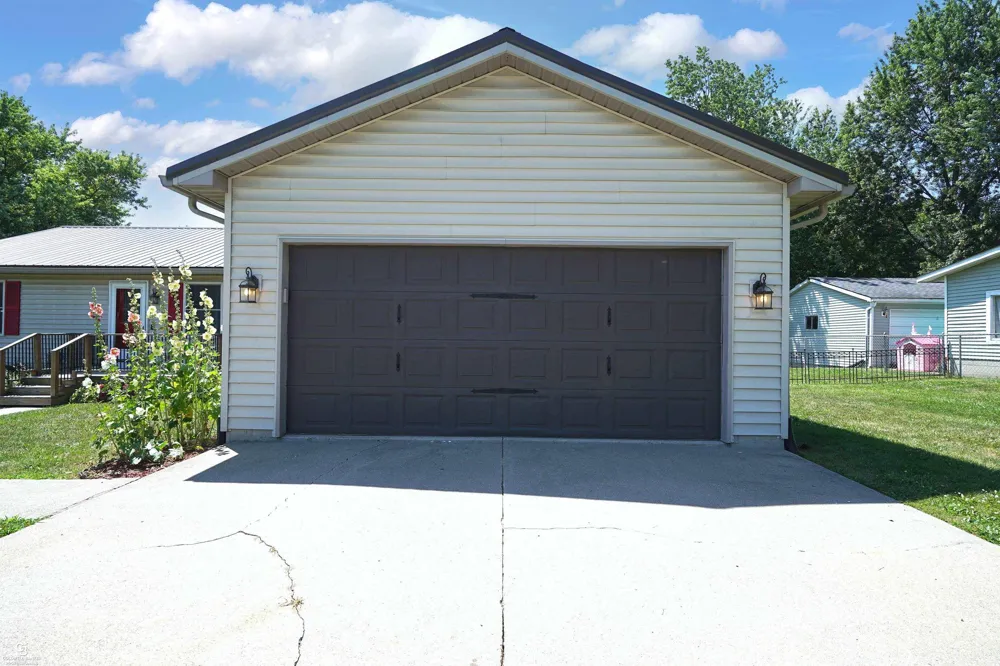 5077 N Belsay Road Genesee Charter Township, MI 48506