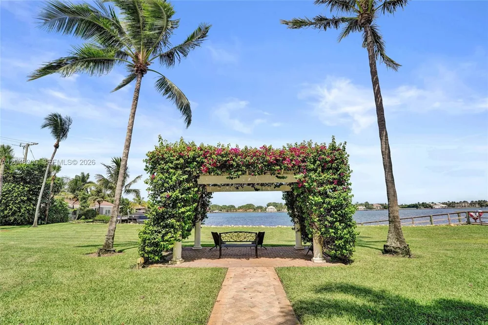 132 Ocean Cay Way Hypoluxo, FL 33462