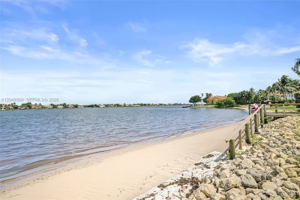132 Ocean Cay Way Hypoluxo, FL 33462