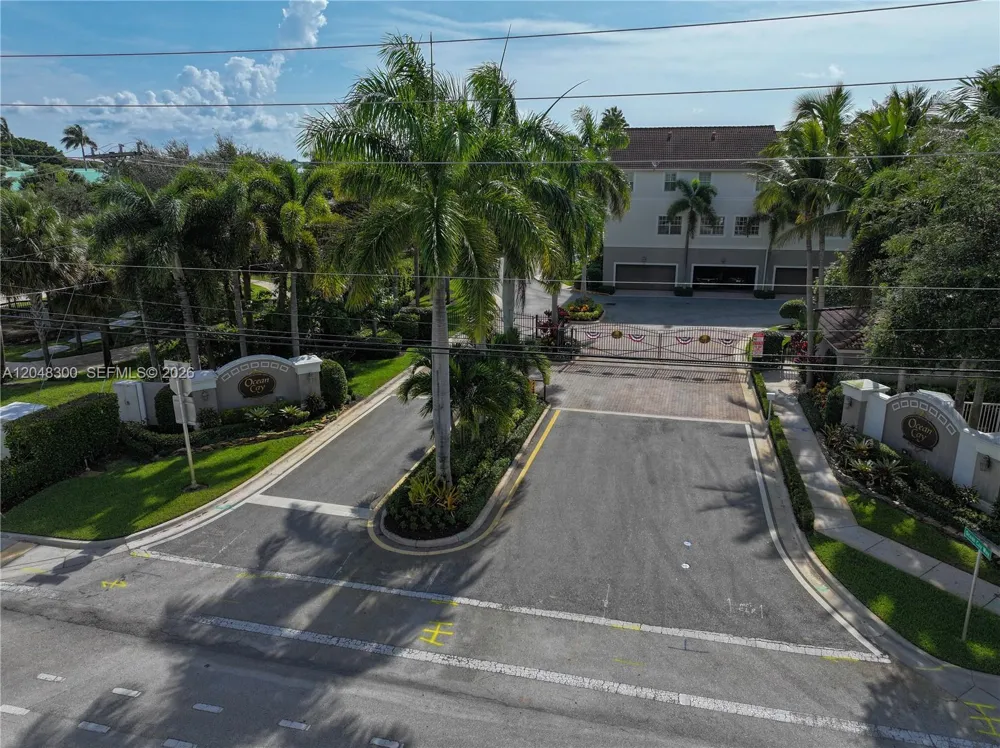 132 Ocean Cay Way Hypoluxo, FL 33462