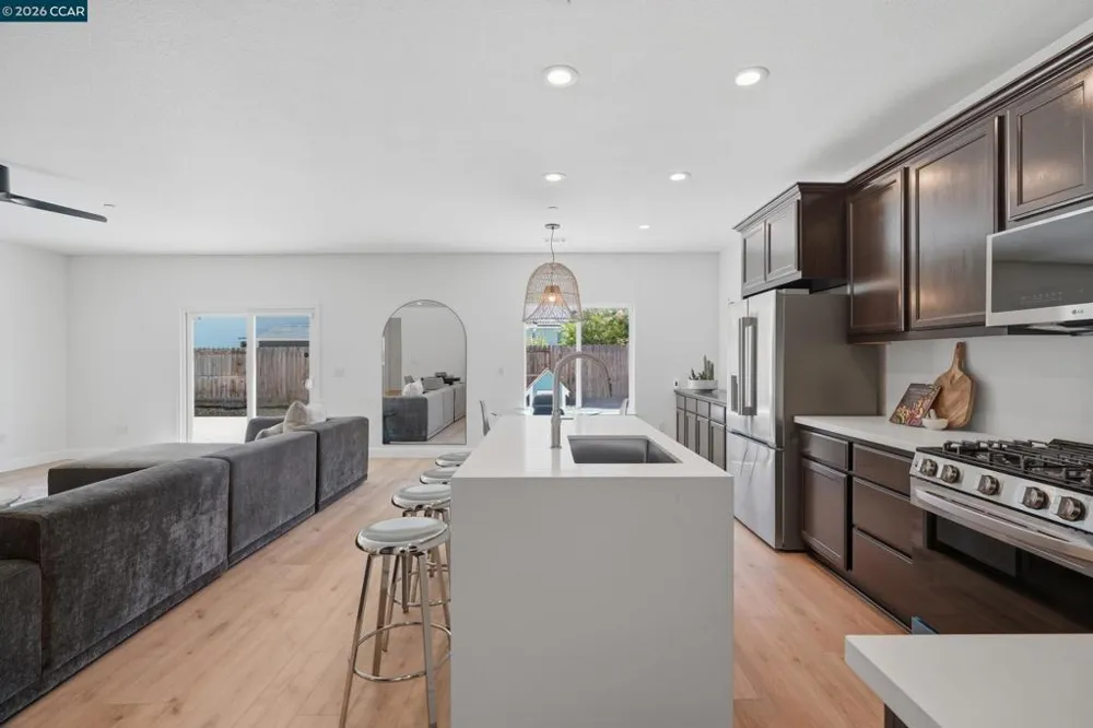 1608 Sephos St Manteca, CA 95337