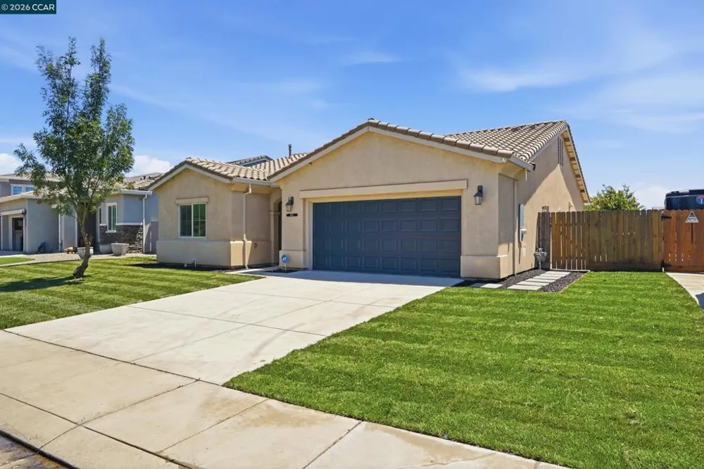 1608 Sephos St Manteca, CA 95337