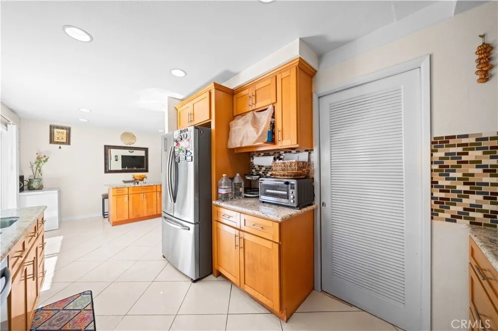 12839 Newhope Street Garden Grove, CA 92840