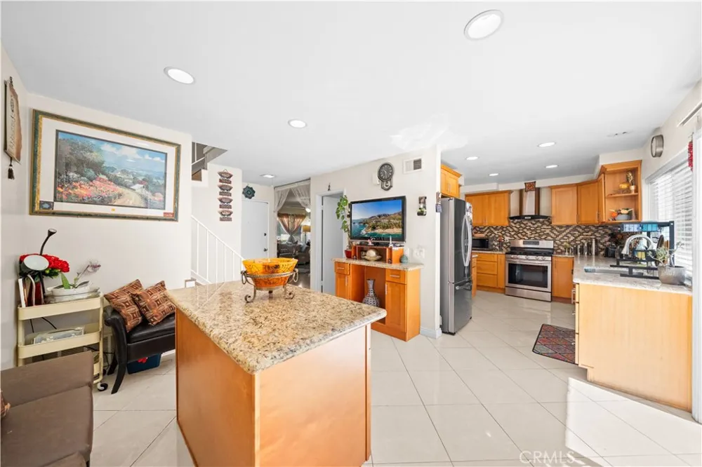 12839 Newhope Street Garden Grove, CA 92840