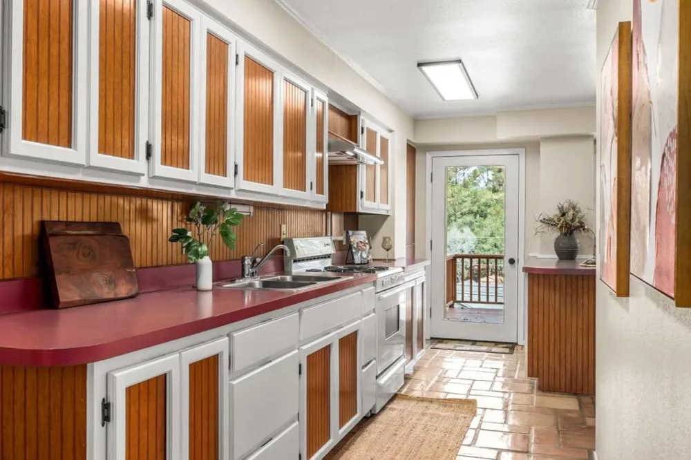 144 Bowen Avenue Aptos, CA 95003