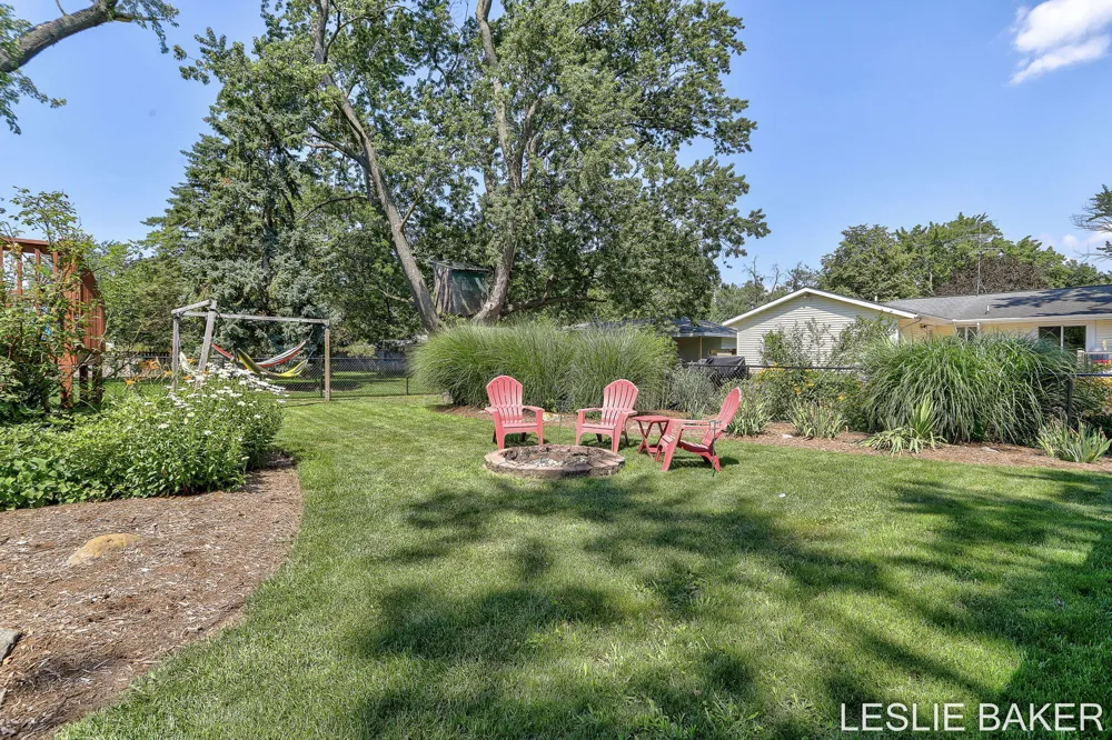337 Colonial Street Zeeland, MI 49464