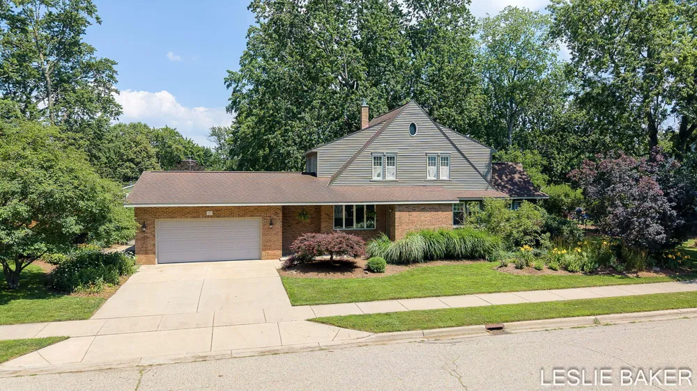 337 Colonial Street Zeeland, MI 49464