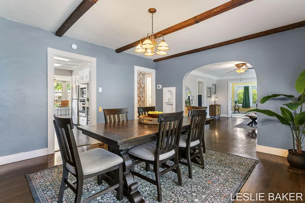 337 Colonial Street Zeeland, MI 49464