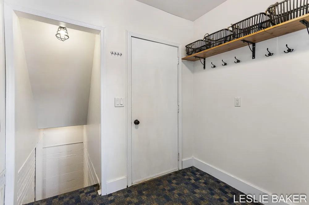 337 Colonial Street Zeeland, MI 49464